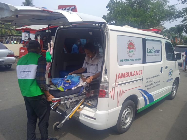 Layanan ambulance Lazisnur tahun 2023 melayani 313 penerima manfaat