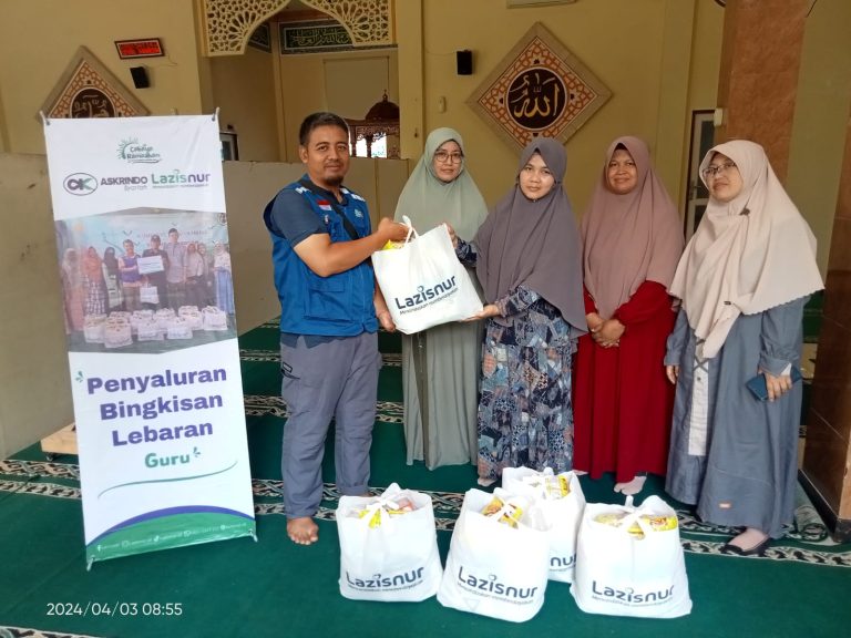 Lazisnur berkolaborasi dengan PT Askrindo Syariah menyalurkan 200 paket bingkisan lebaran untuk guru