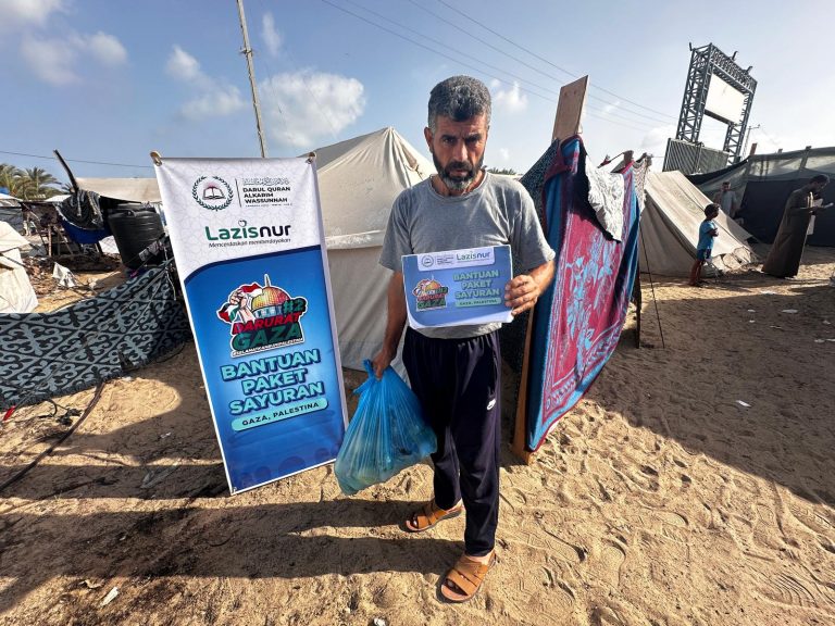 Lazisnur Menyalurkan Bantuan Uang Tunai dan Sayuran ke Gaza Palestina