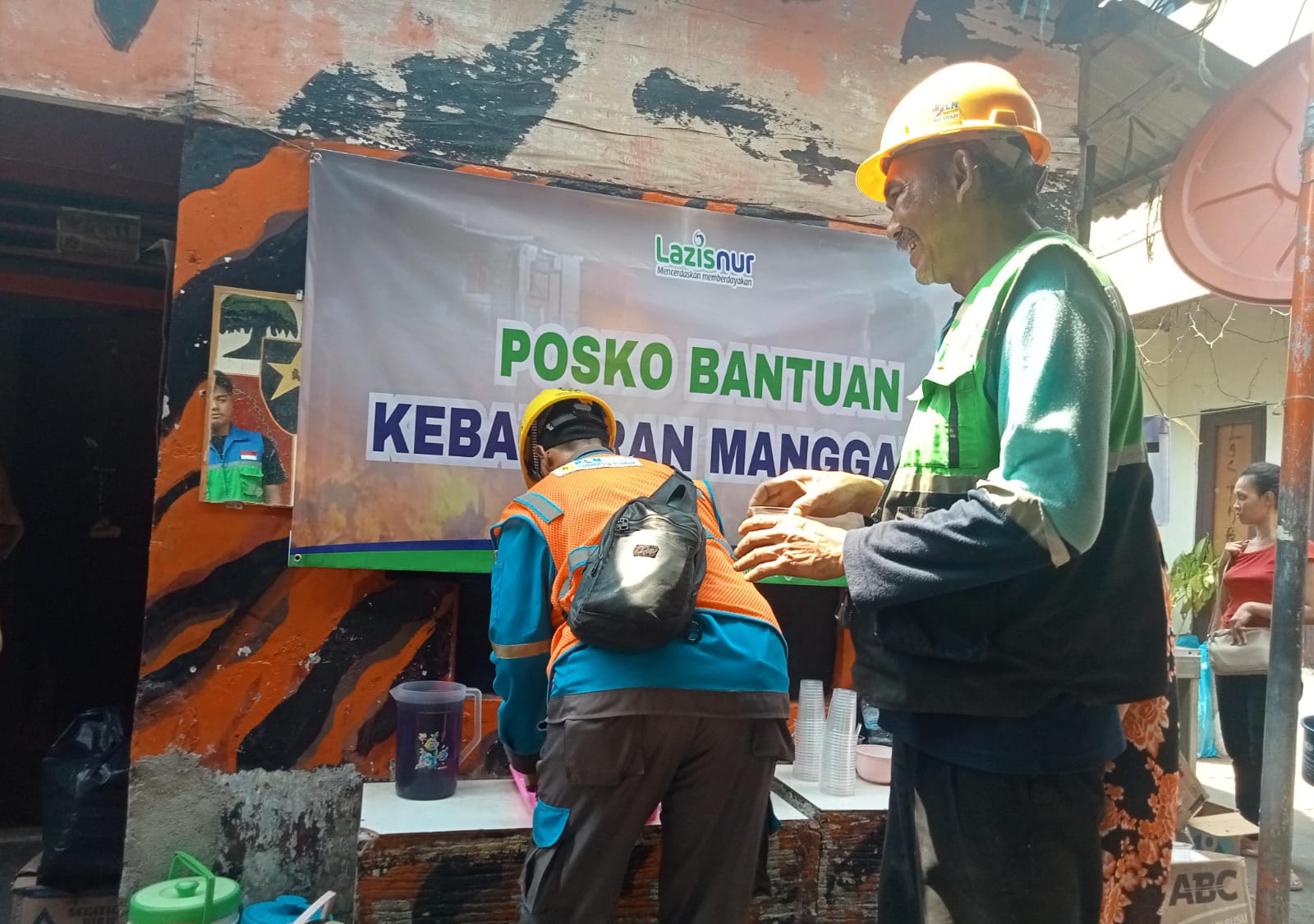 Lazisnur buka posko bantuan korban kebakaran di Manggarai