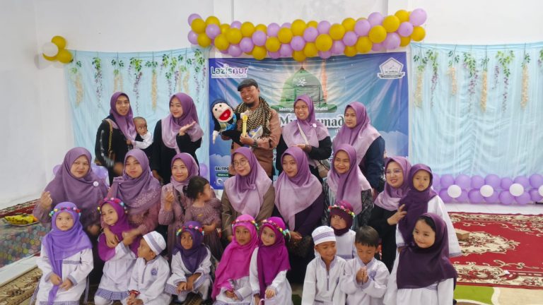 Semarak Maulid Nabi Muhammad SAW Bersama Lazisnur dan RA di Bojonggede