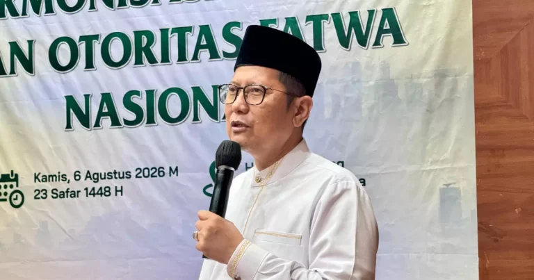 Hukum Membeli Emas Secara Kredit dan Online? Berikut Penjelasan Ketua DSN MUI